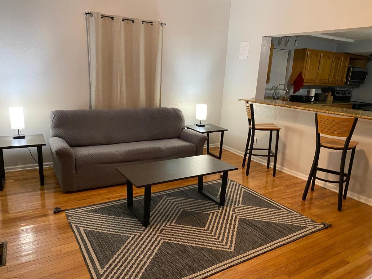 Cozy House With Large Free Parking On Premises Villa Спрингфийлд Екстериор снимка
